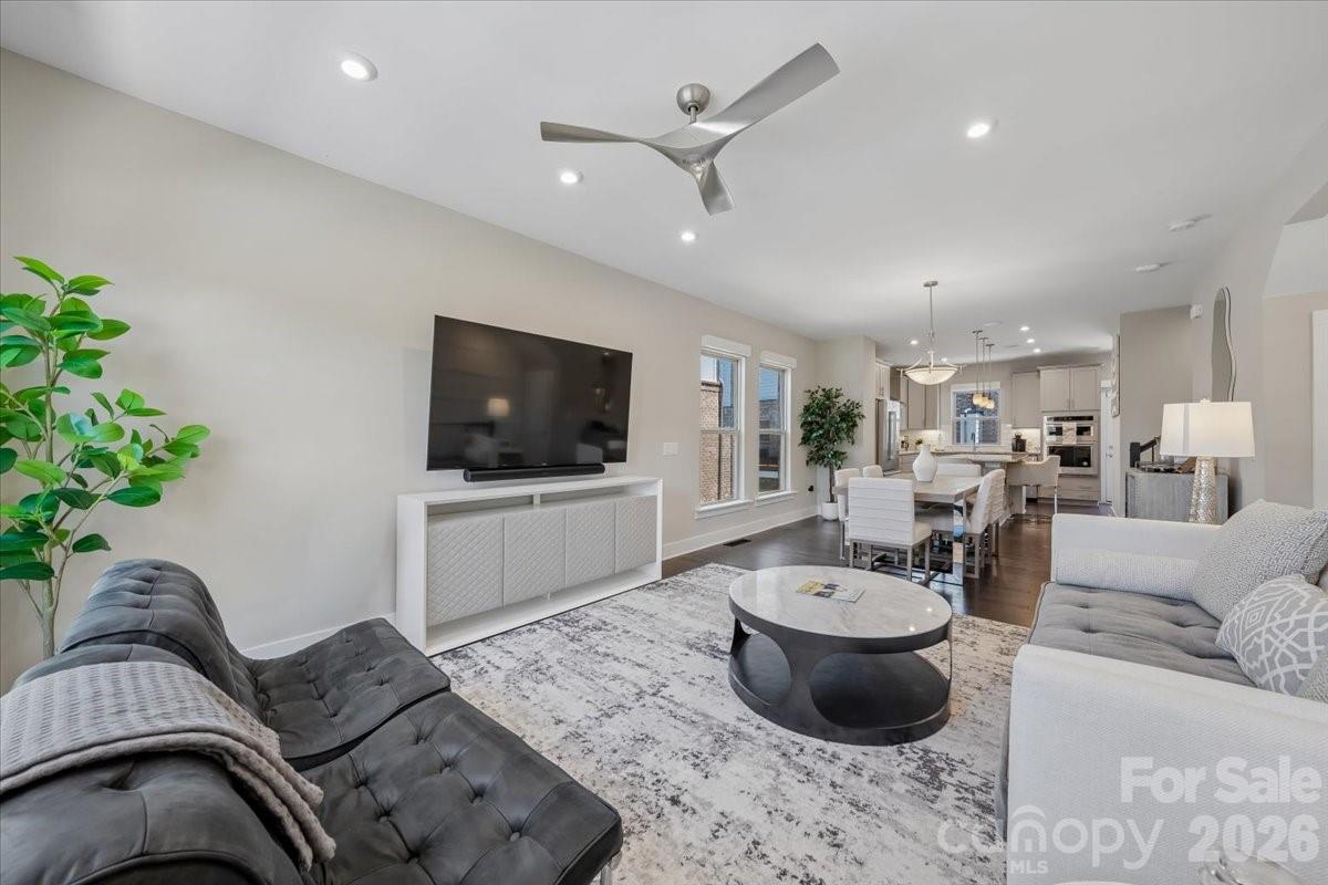 12057 Brooklyn Avenue — Charlotte