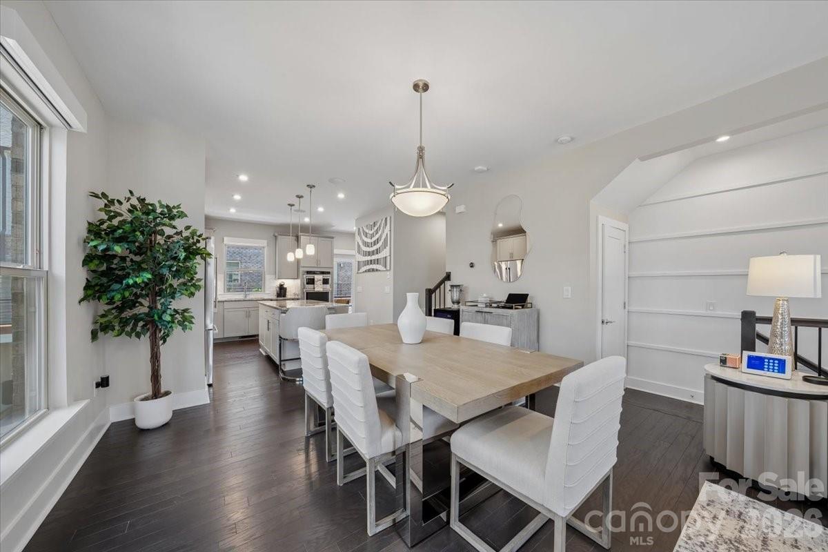 12057 Brooklyn Avenue — Charlotte