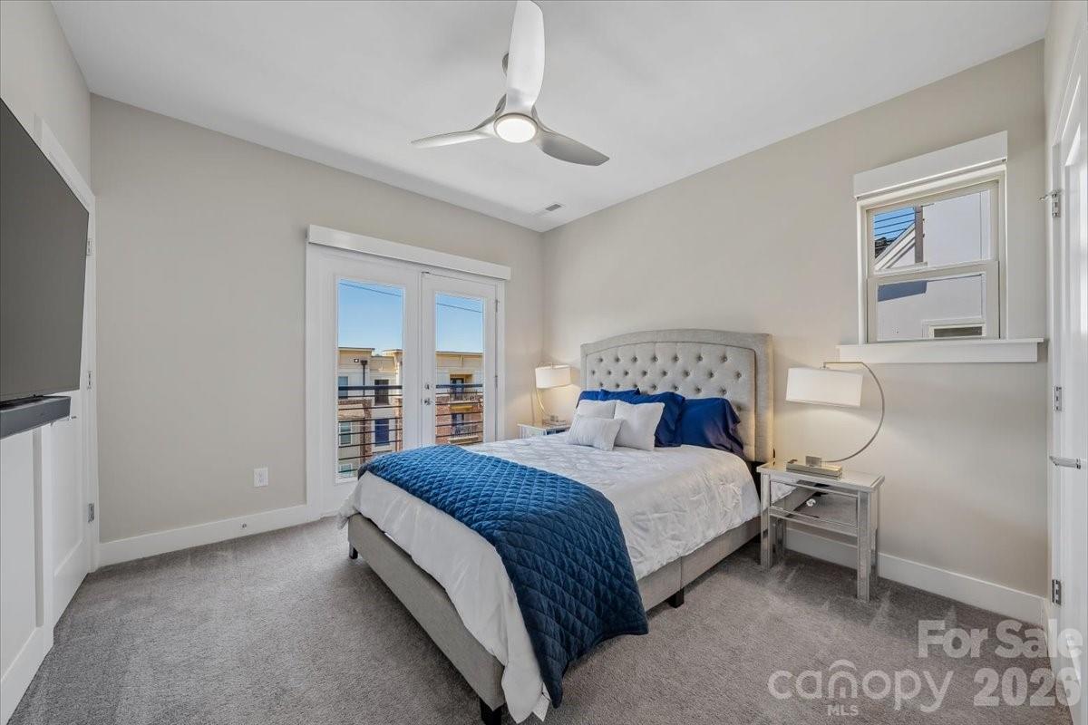 12057 Brooklyn Avenue — Charlotte