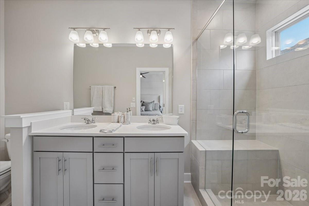 12057 Brooklyn Avenue — Charlotte