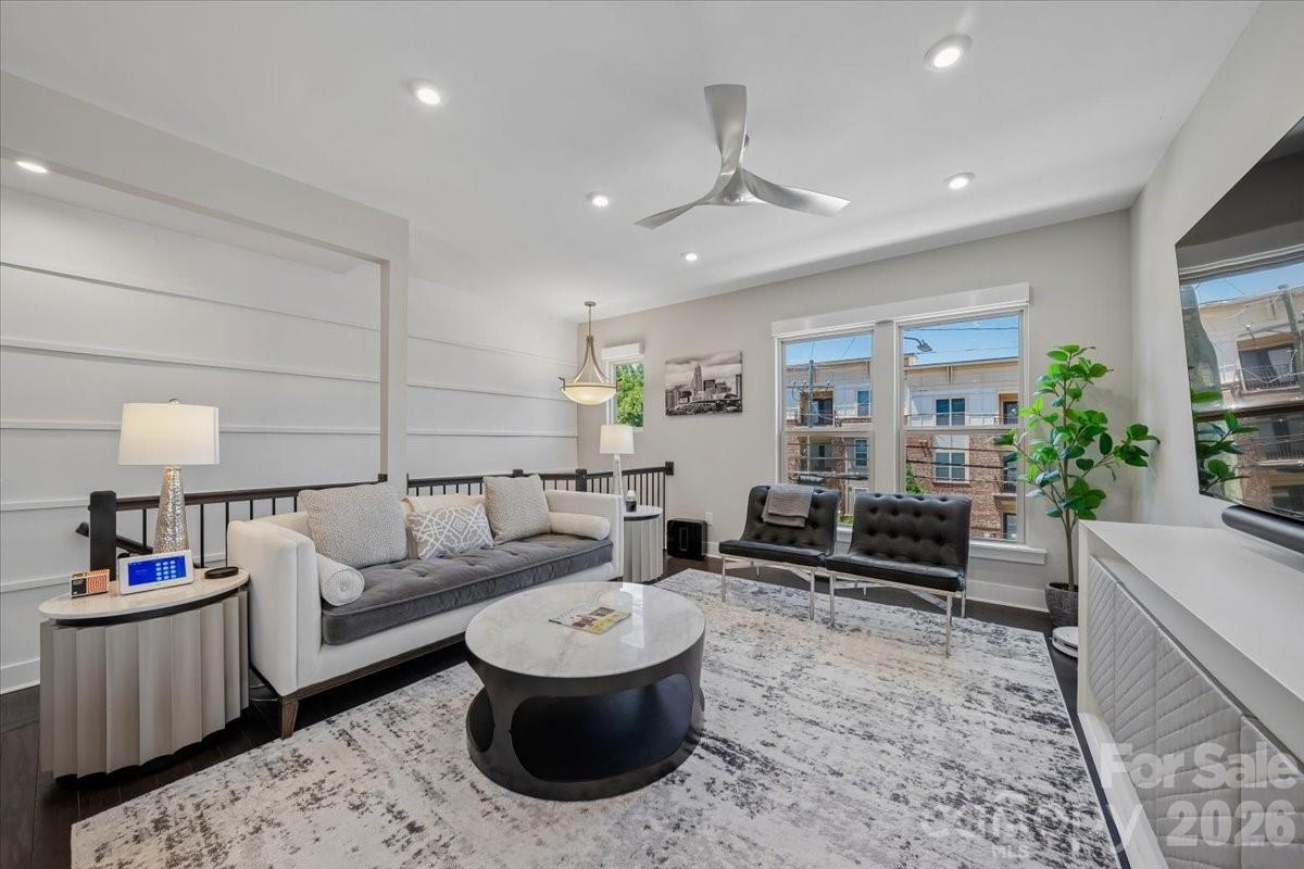 12057 Brooklyn Avenue — Charlotte