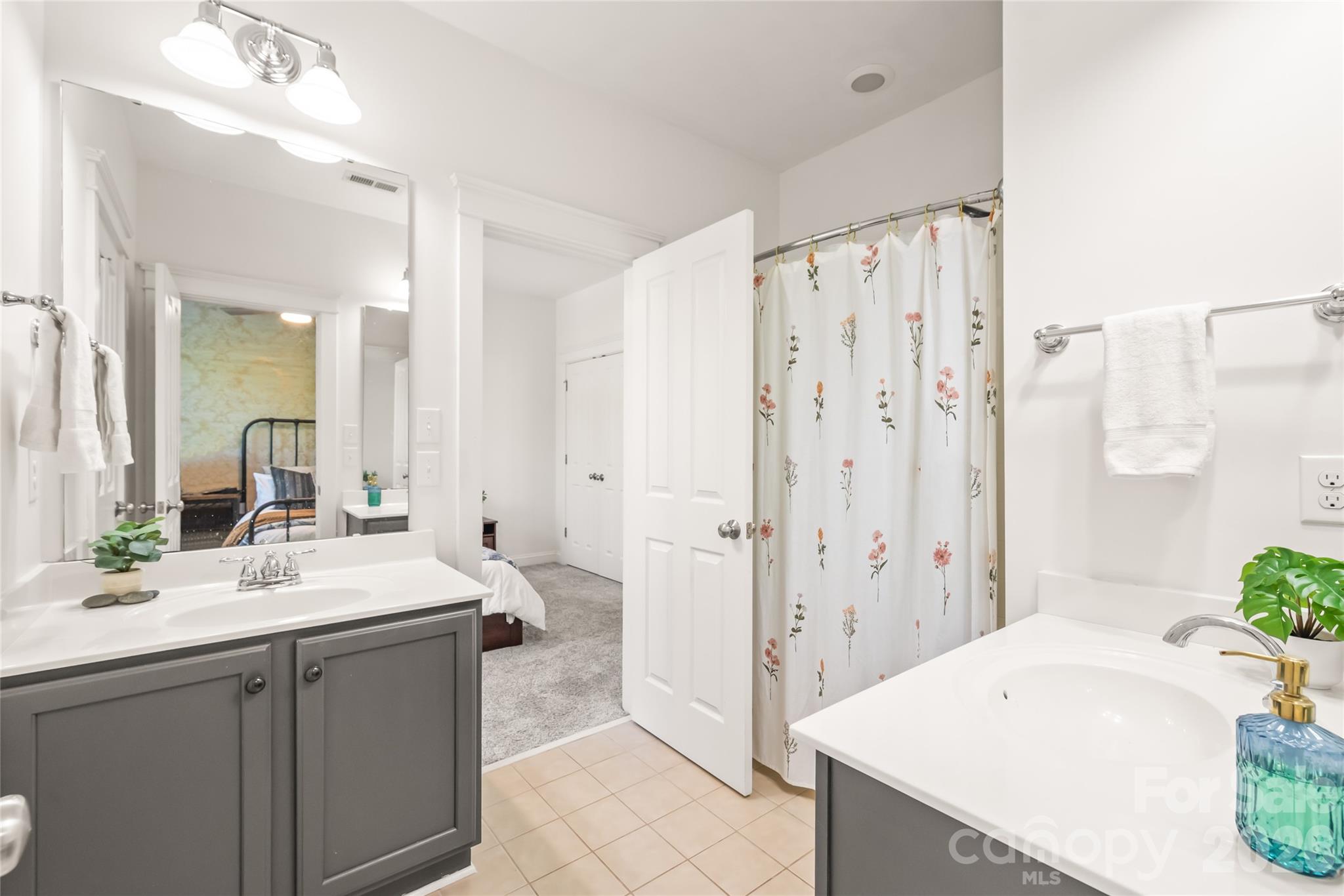 11543 Ardrey Crest Drive — Charlotte