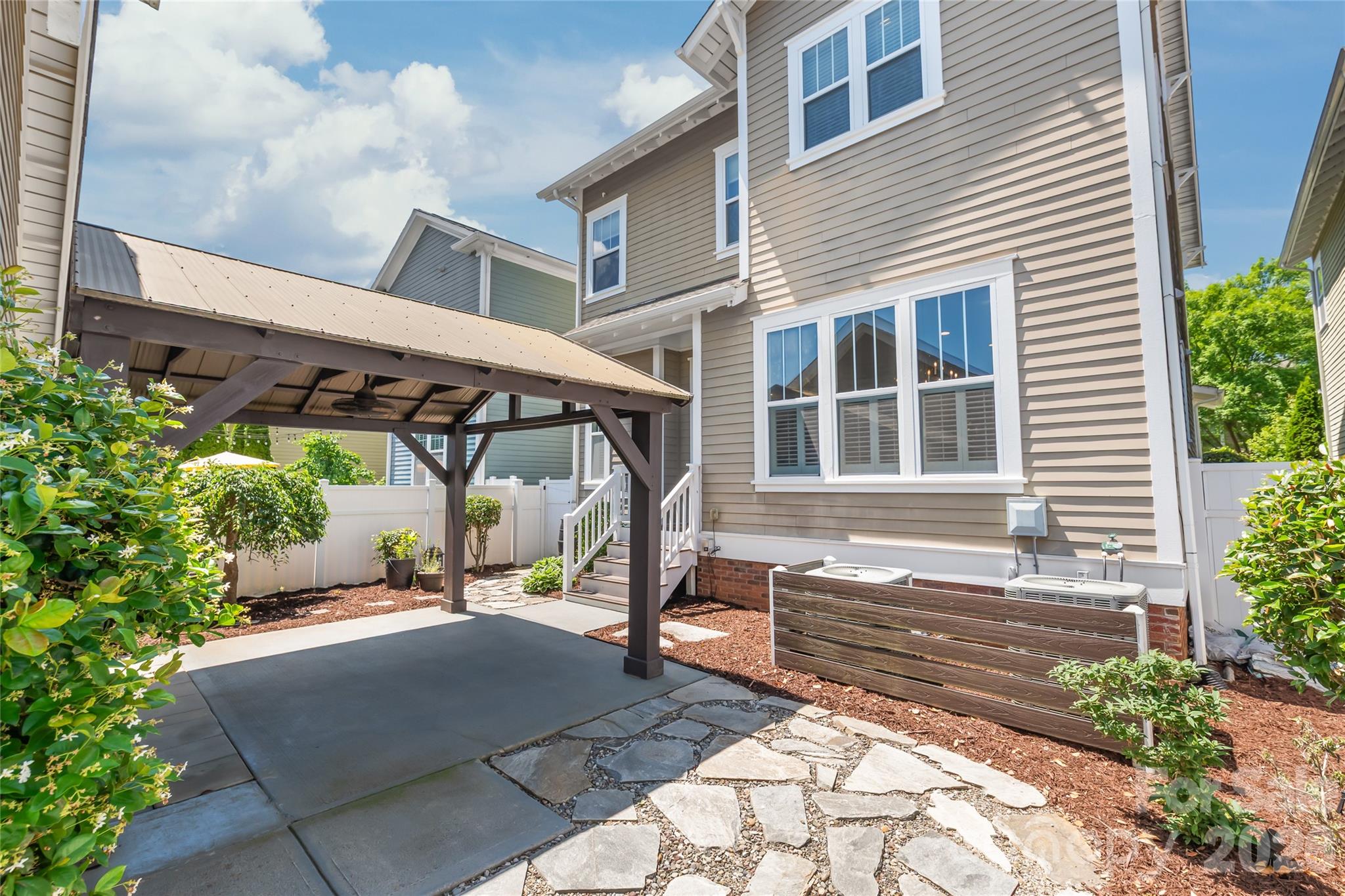11543 Ardrey Crest Drive — Charlotte