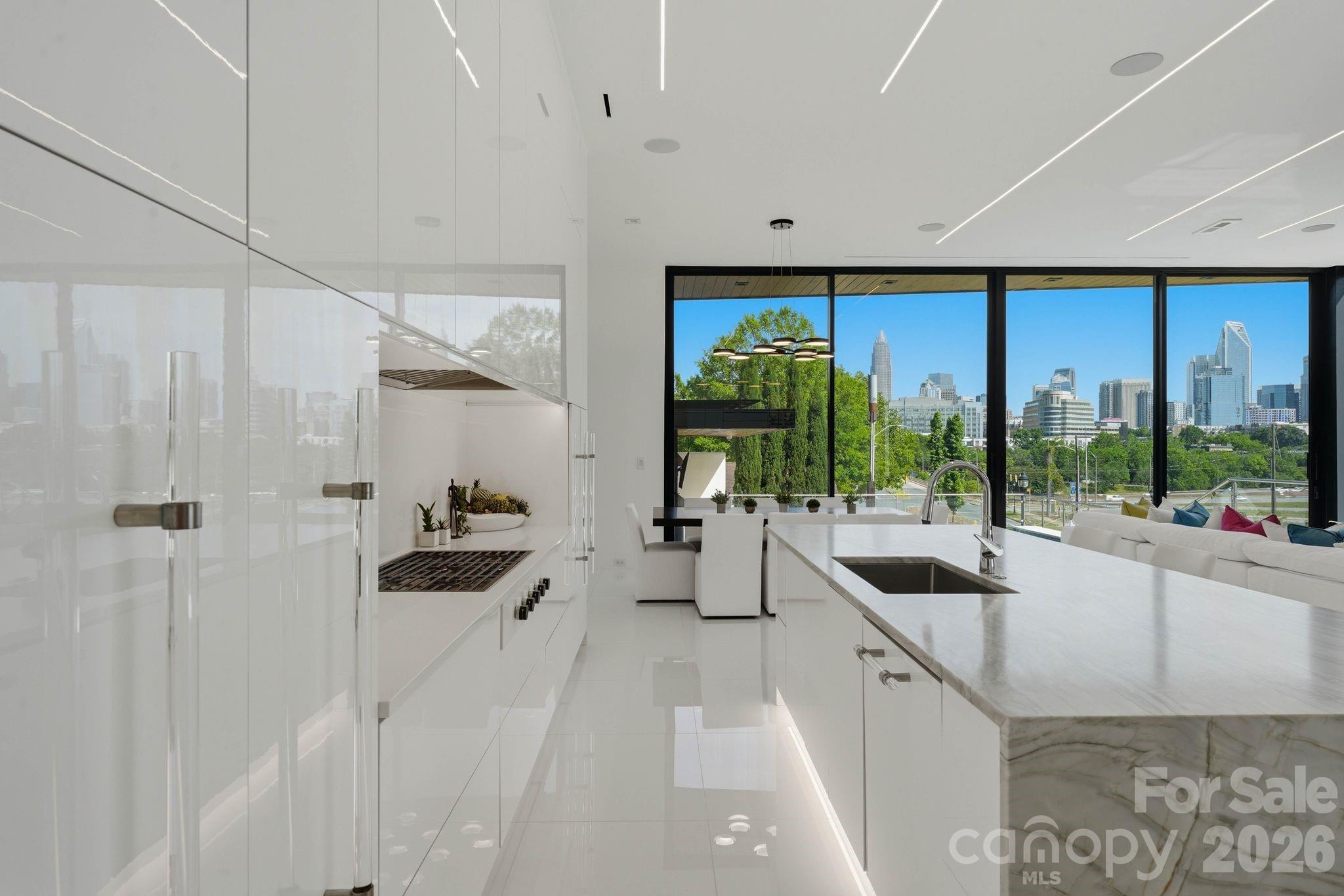 304 Frazier Avenue — Charlotte