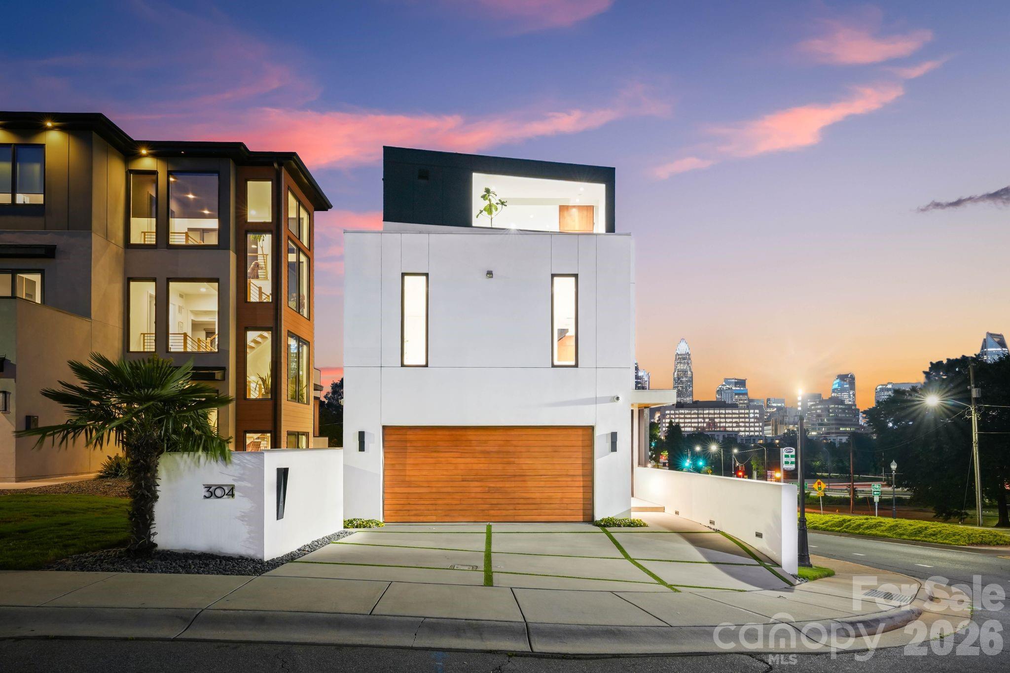 304 Frazier Avenue — Charlotte