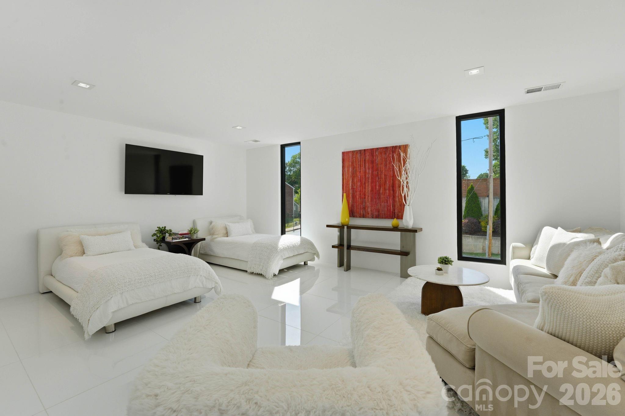304 Frazier Avenue — Charlotte