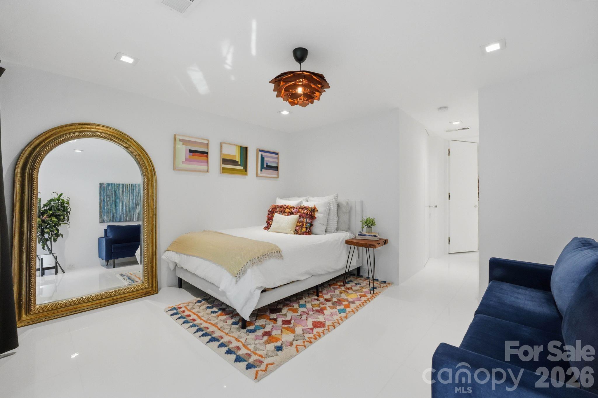 304 Frazier Avenue — Charlotte