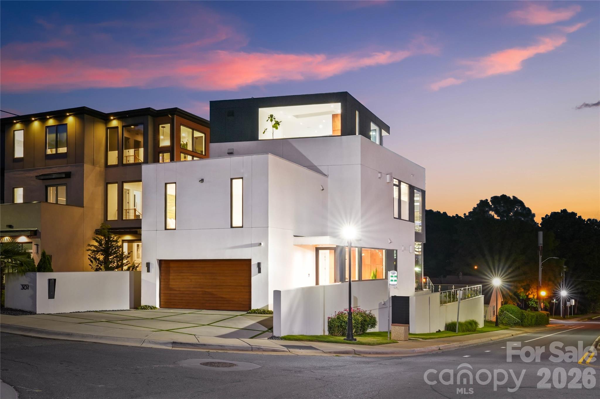 304 Frazier Avenue — Charlotte
