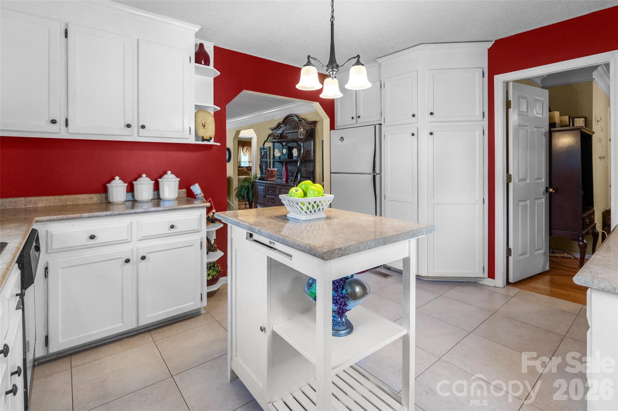 116 Live Oak Avenue — Belmont