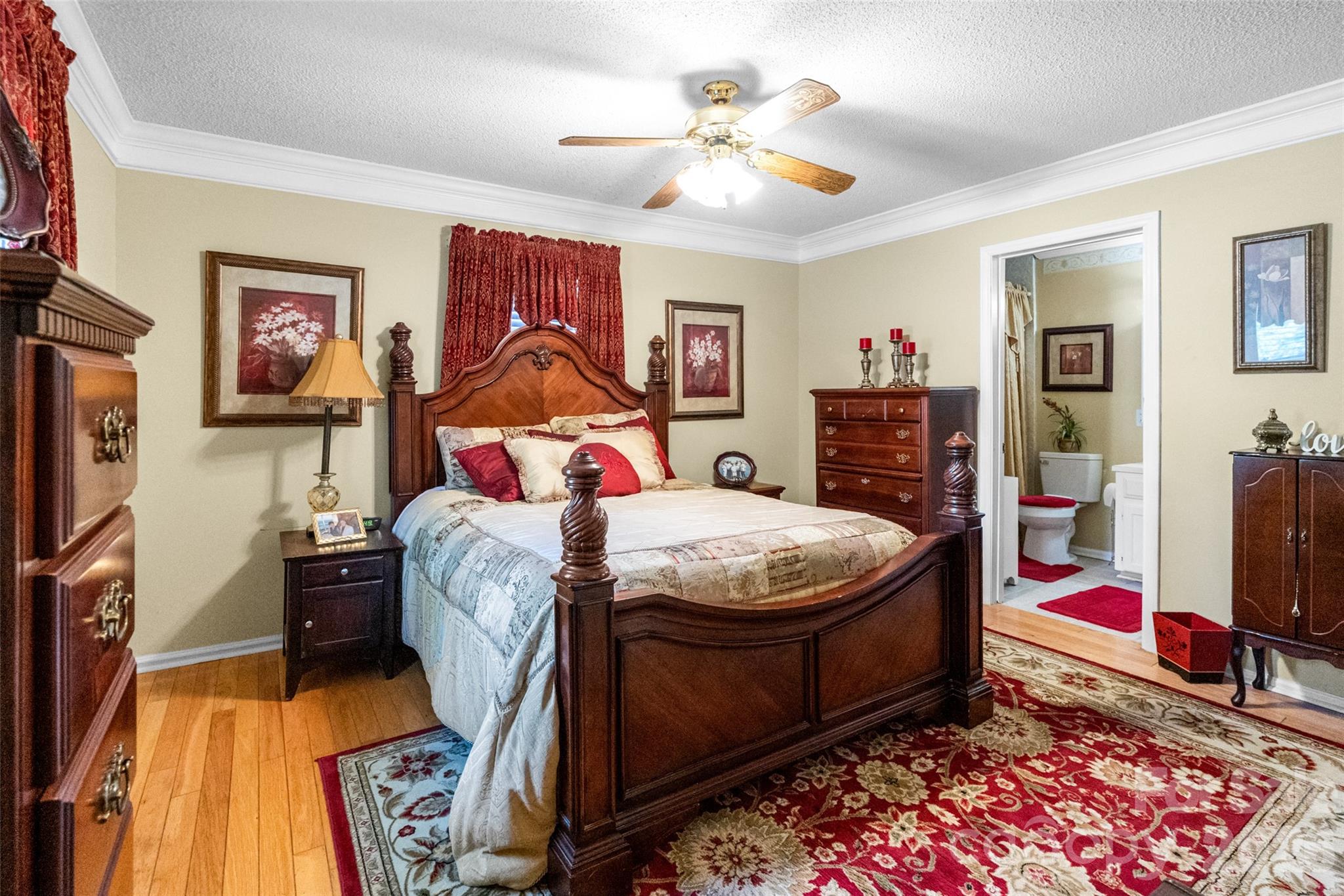 116 Live Oak Avenue — Belmont