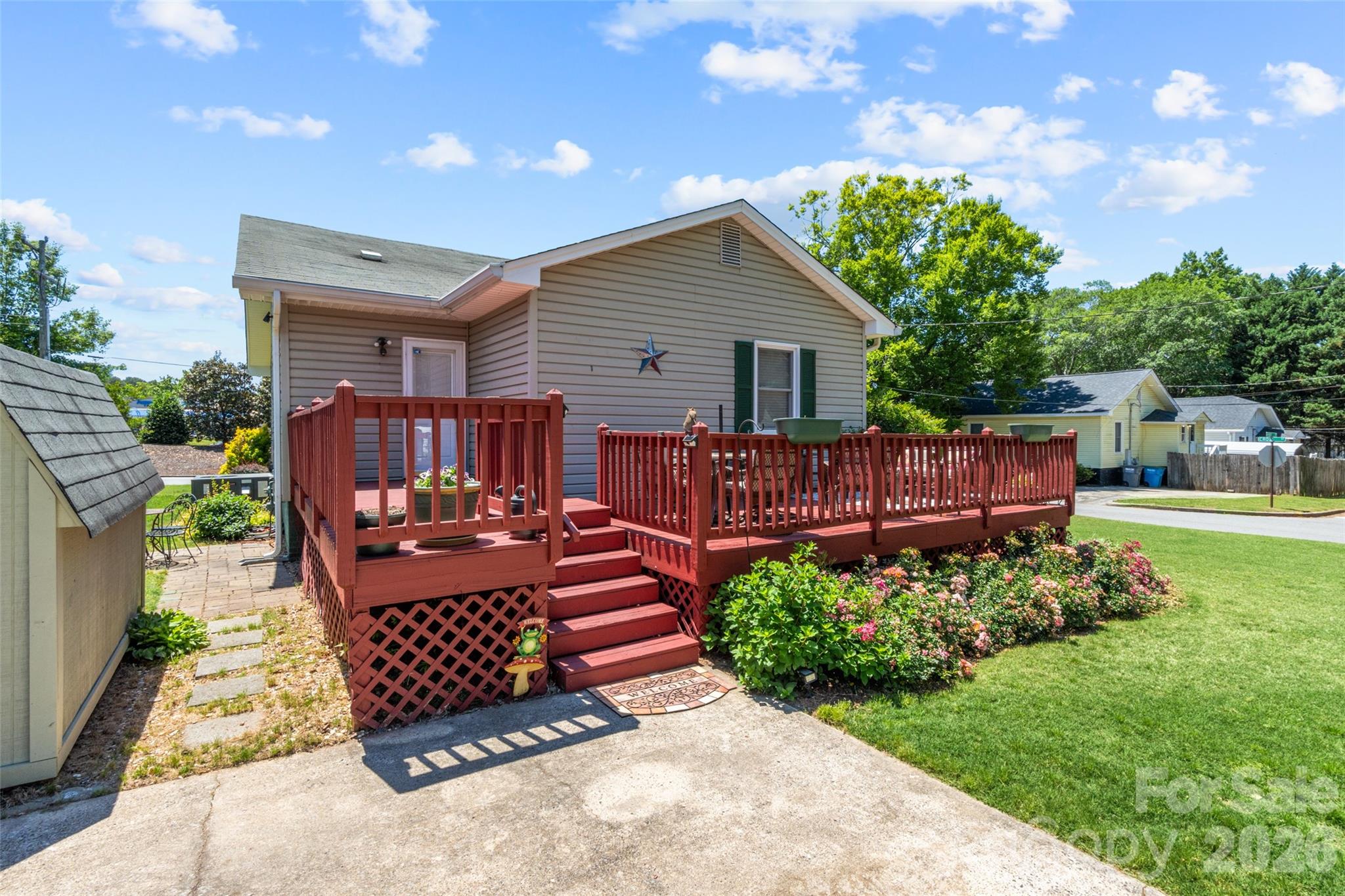 116 Live Oak Avenue — Belmont
