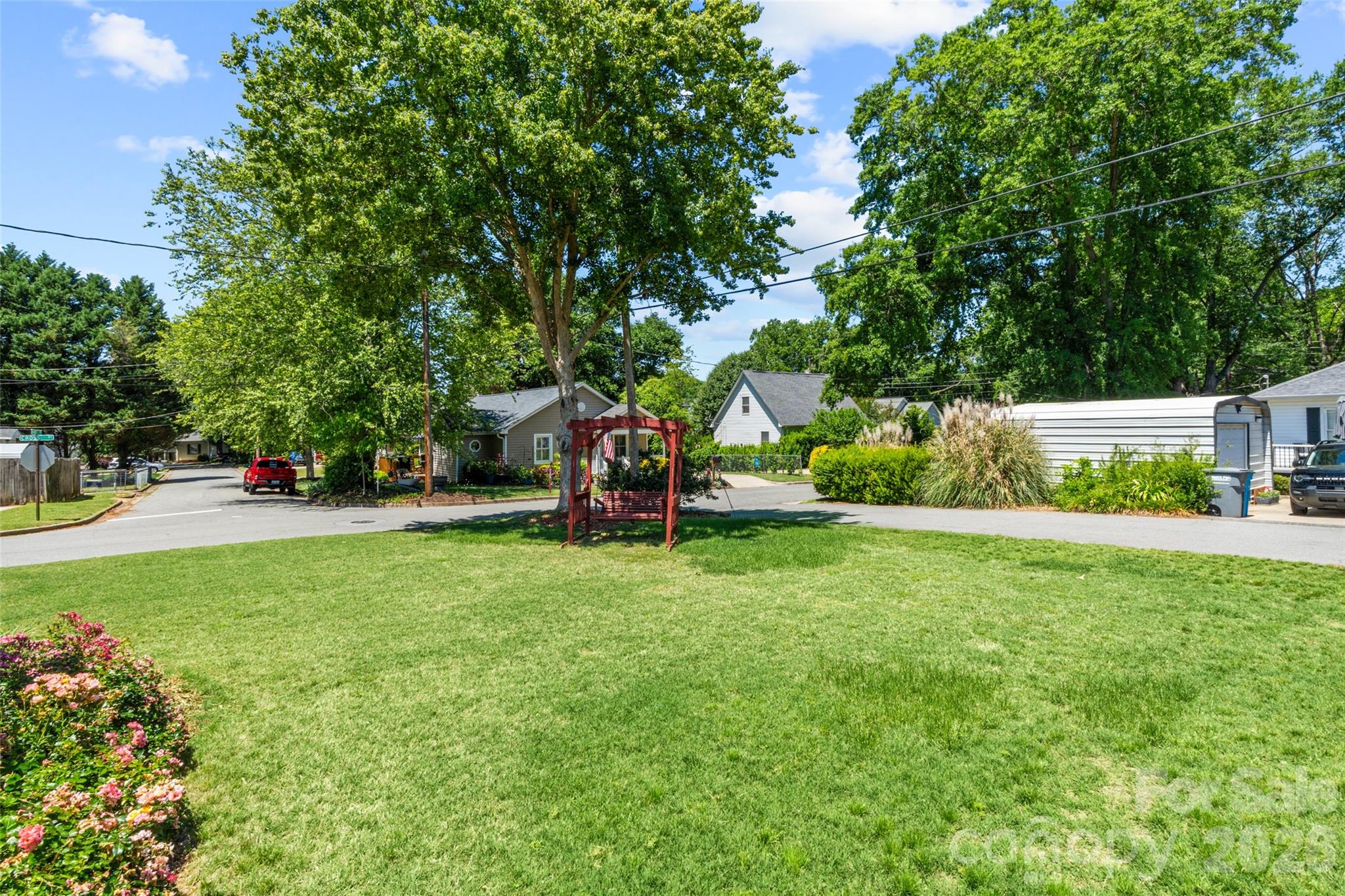 116 Live Oak Avenue — Belmont