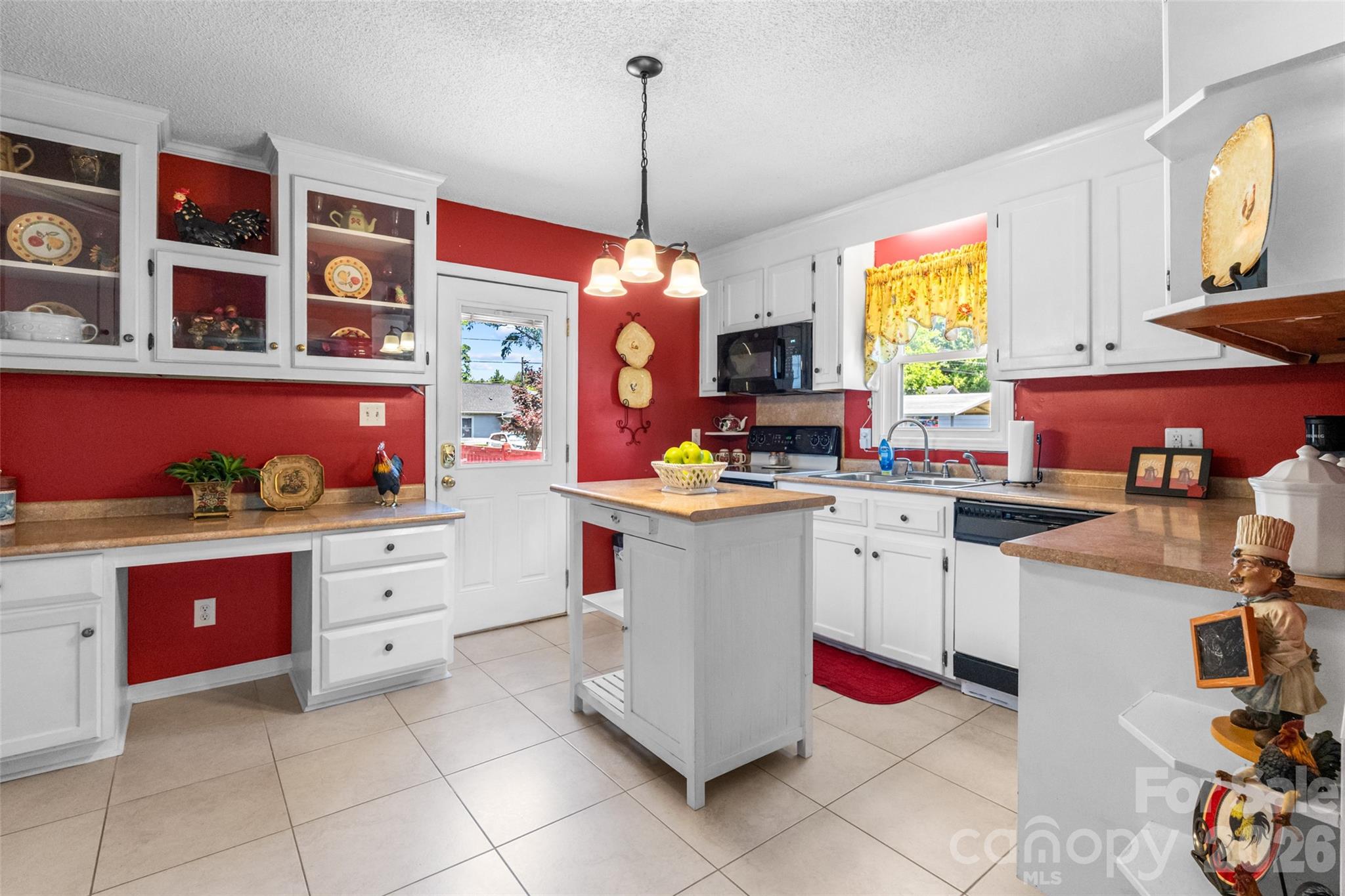 116 Live Oak Avenue — Belmont