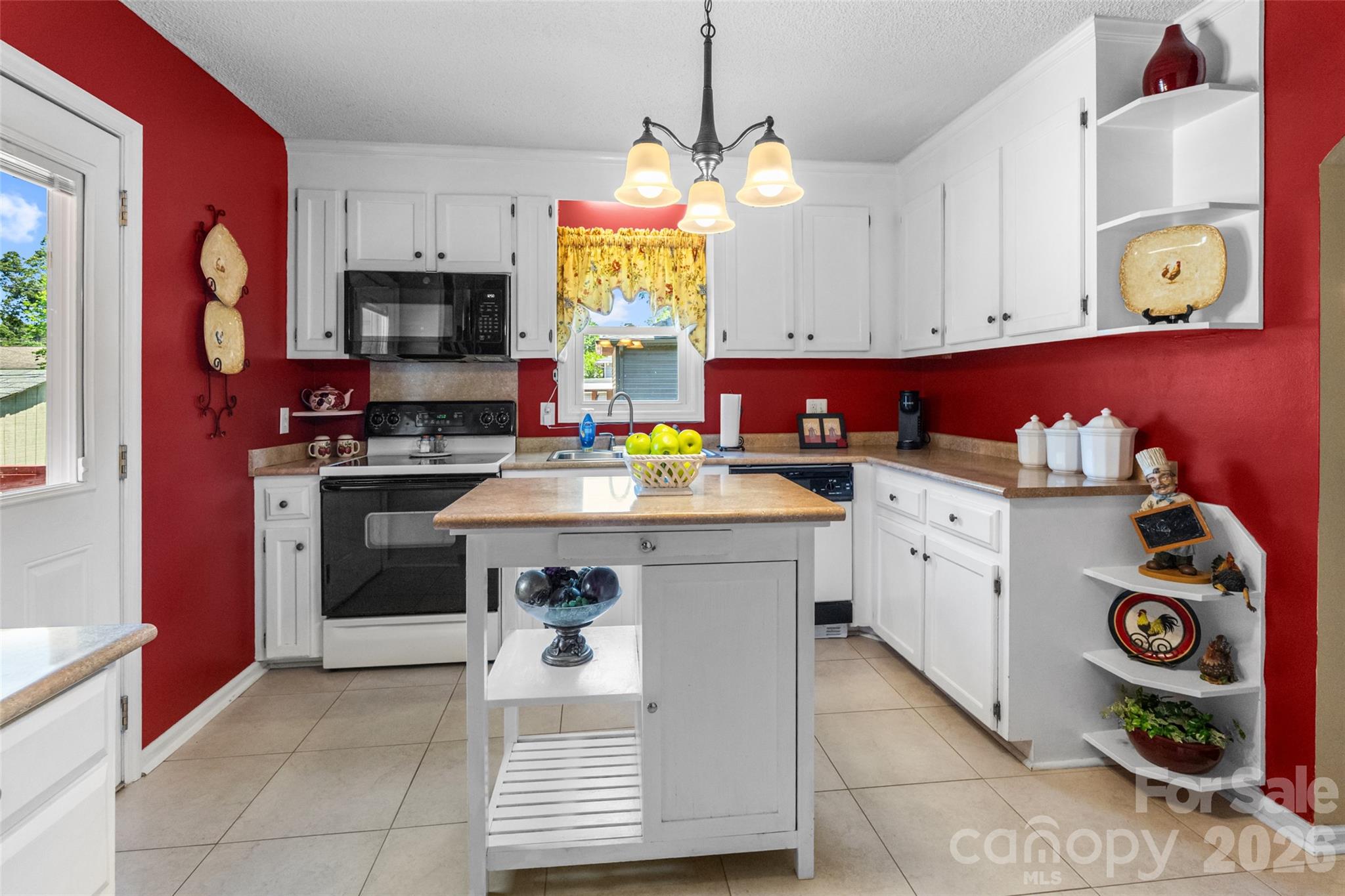 116 Live Oak Avenue — Belmont