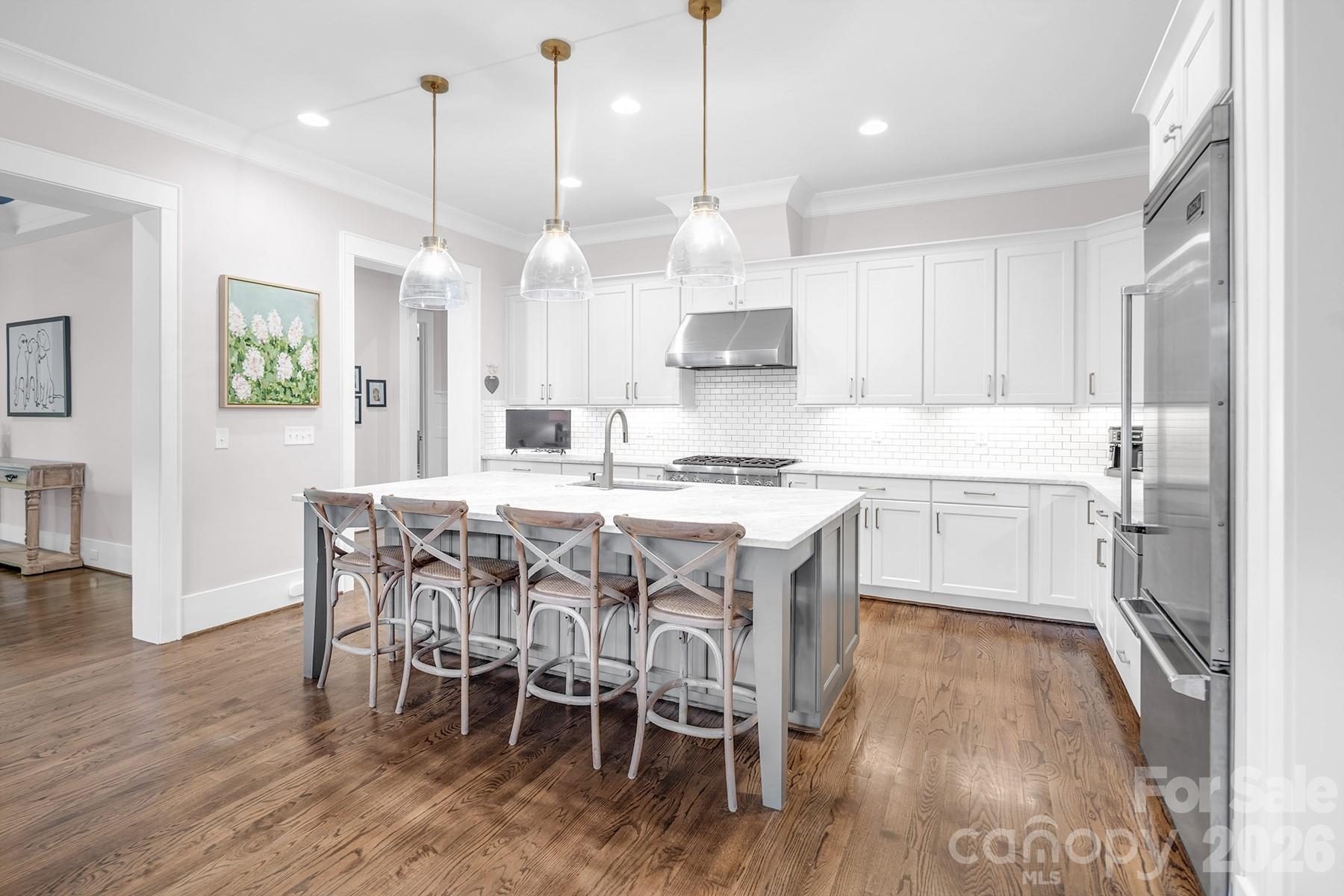 520 Hillside Avenue — Charlotte