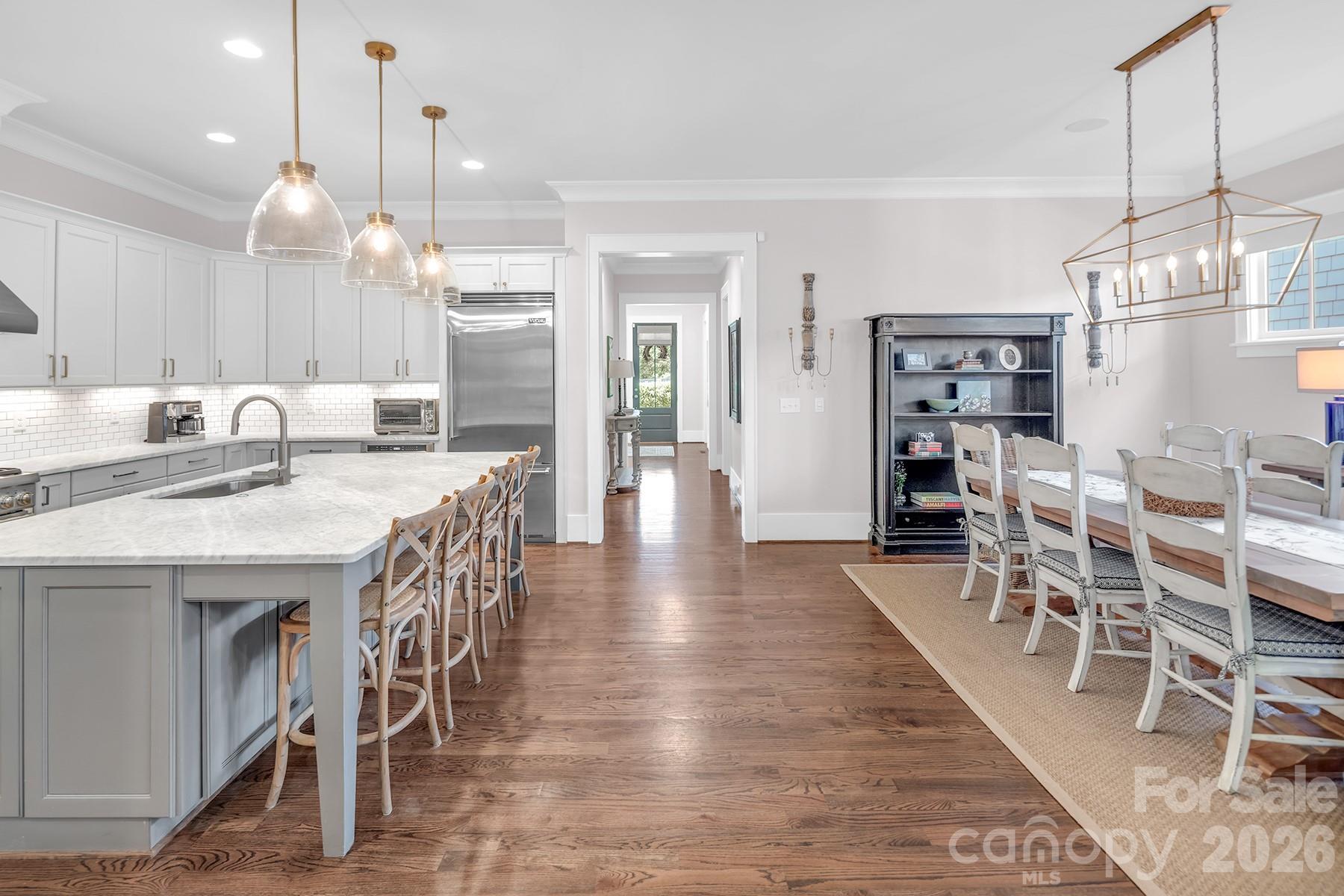 520 Hillside Avenue — Charlotte