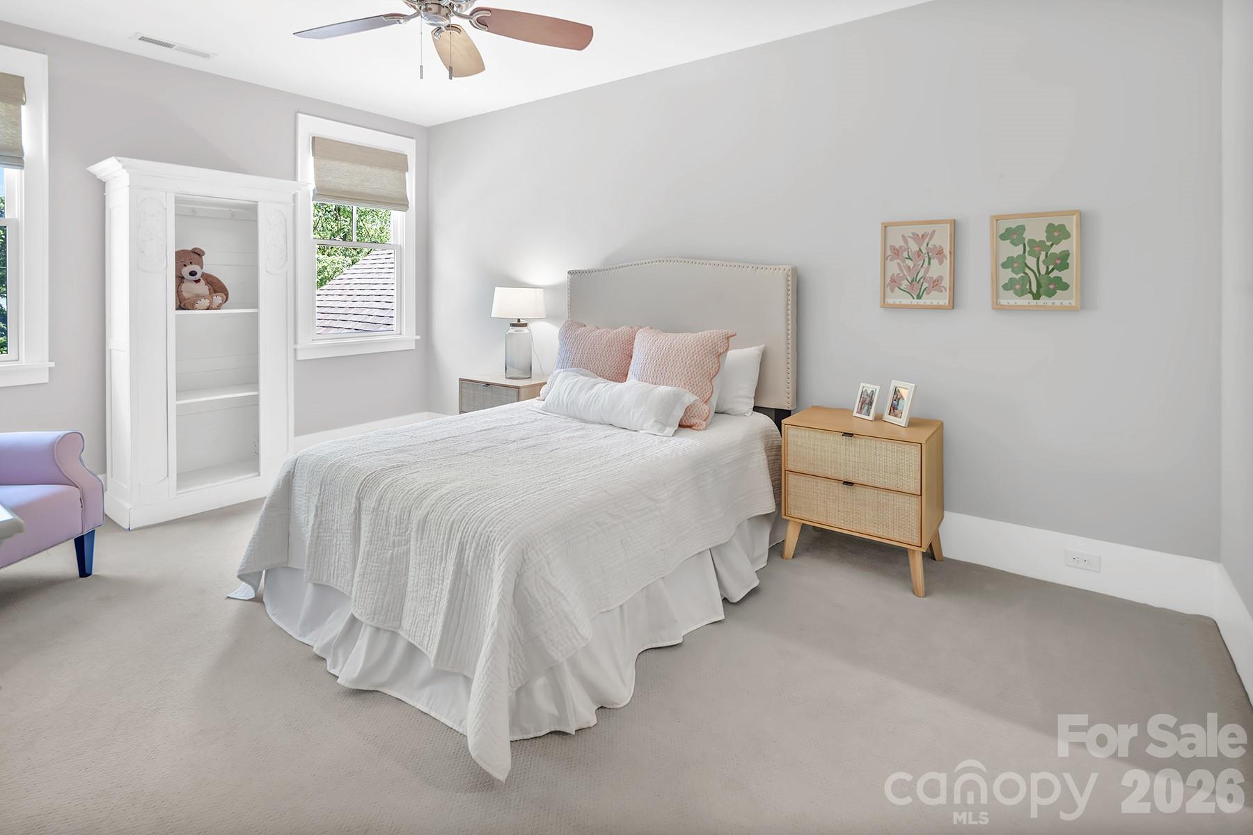 520 Hillside Avenue — Charlotte