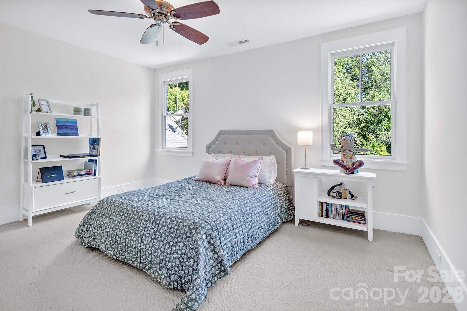 520 Hillside Avenue — Charlotte