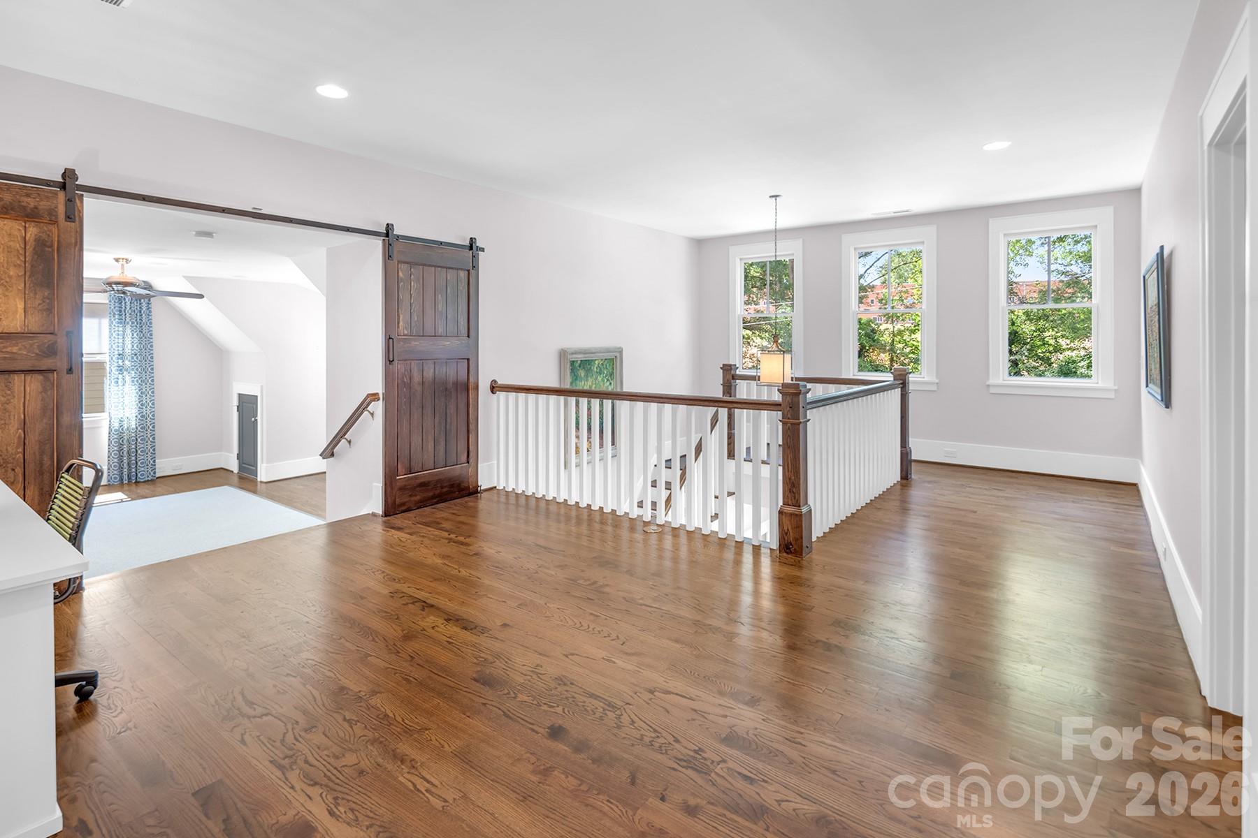 520 Hillside Avenue — Charlotte