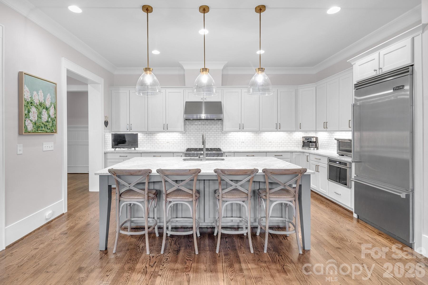 520 Hillside Avenue — Charlotte