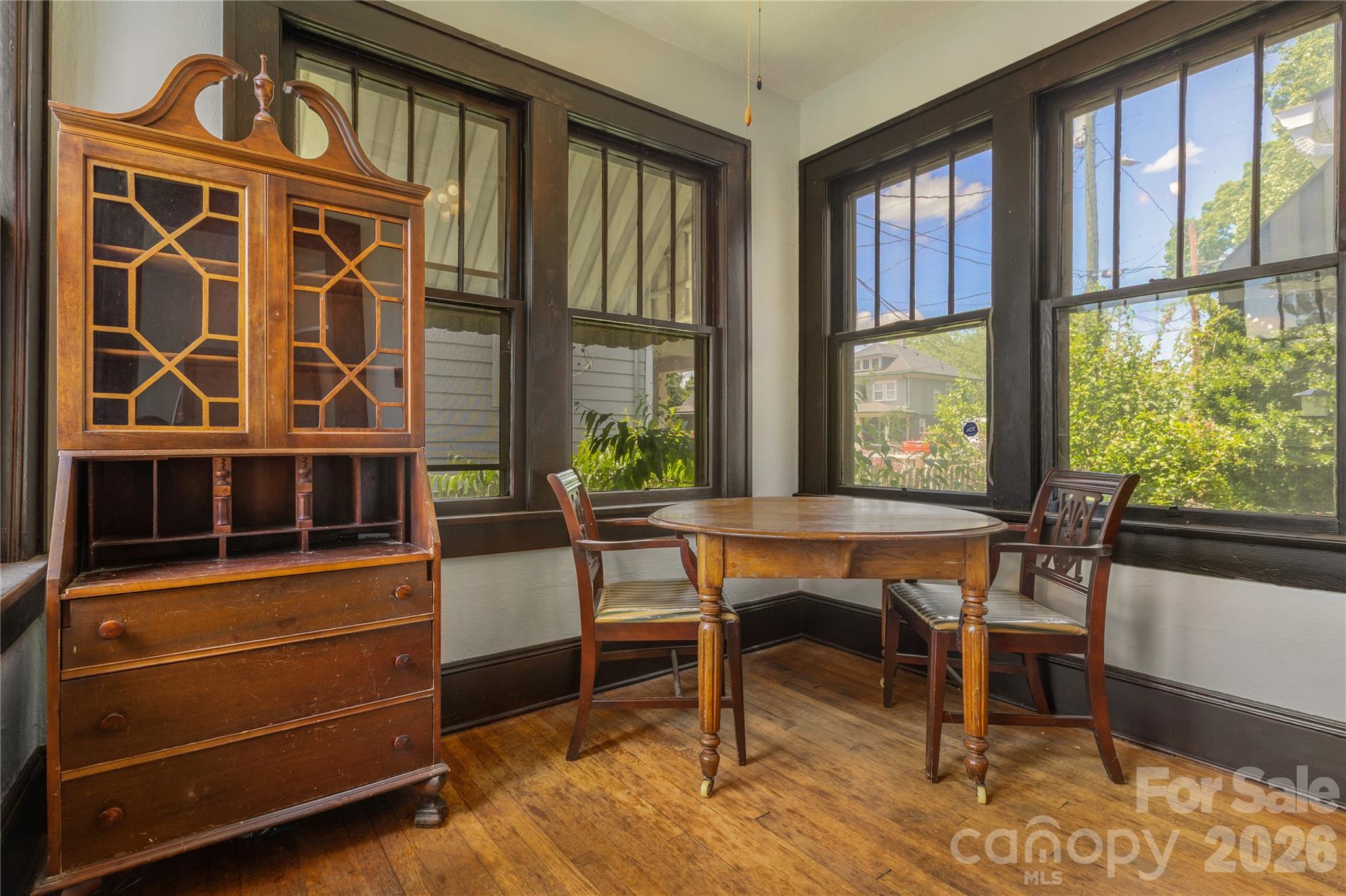 15 Walton Street — Asheville