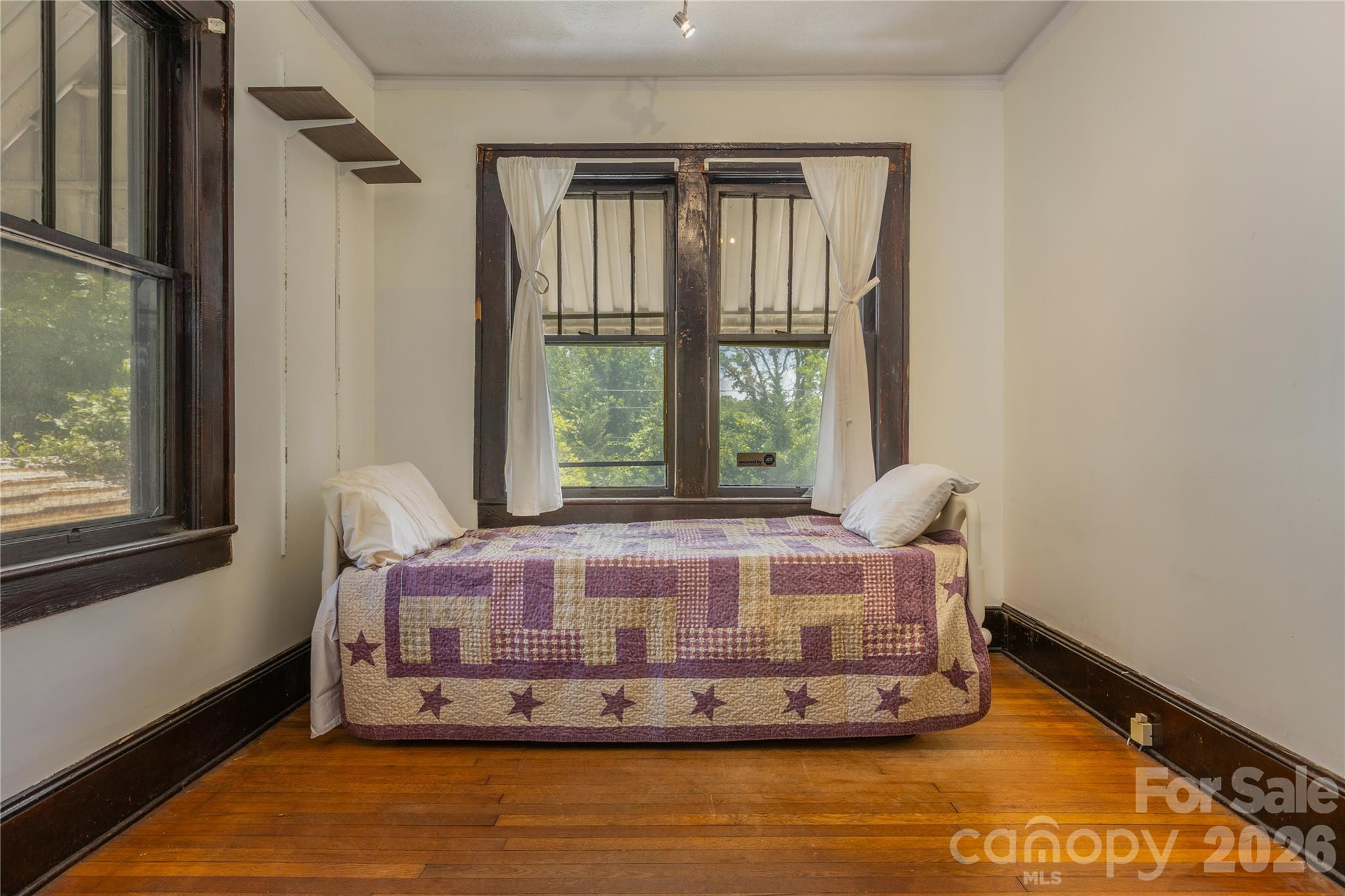 15 Walton Street — Asheville