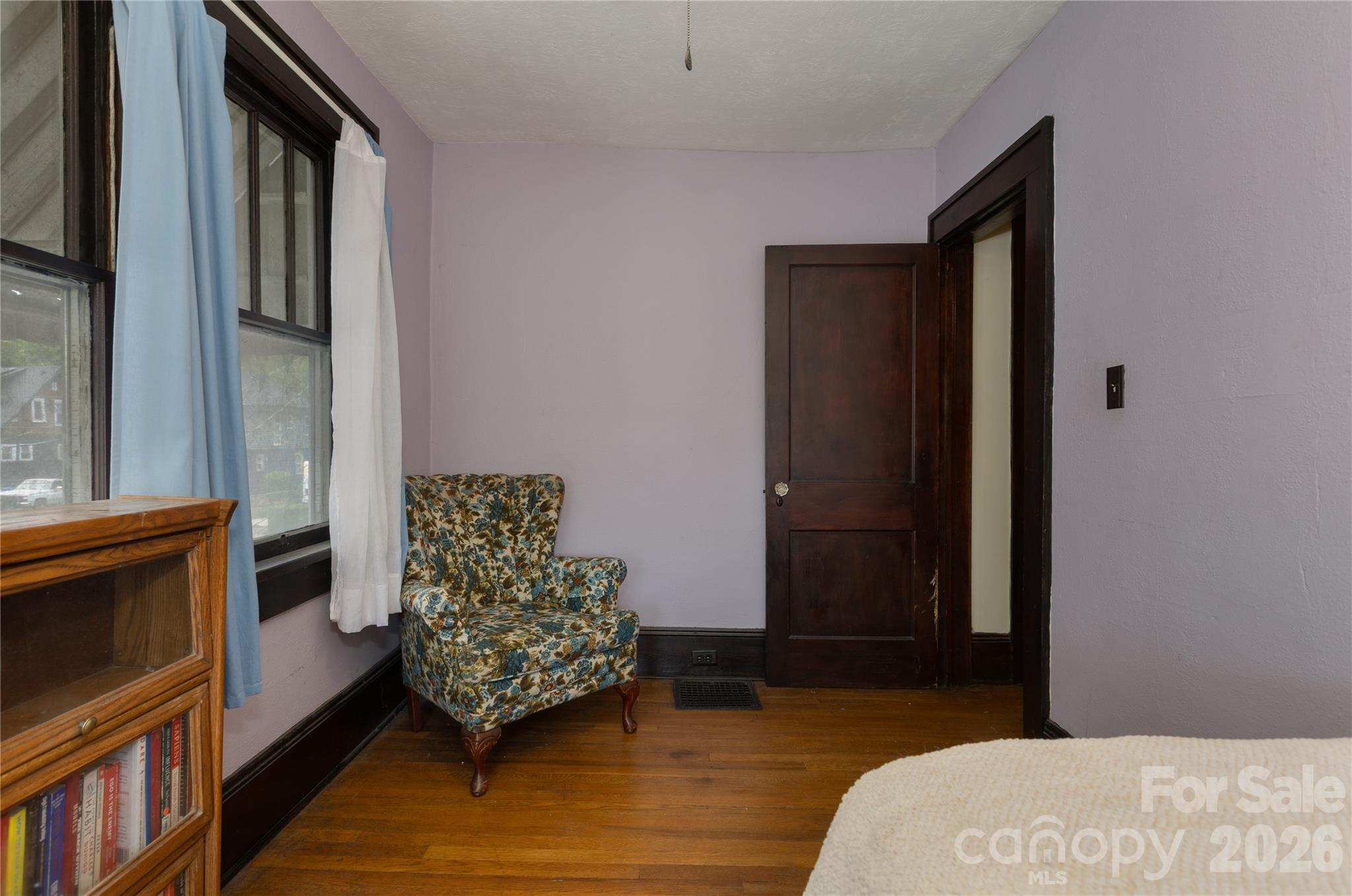 15 Walton Street — Asheville