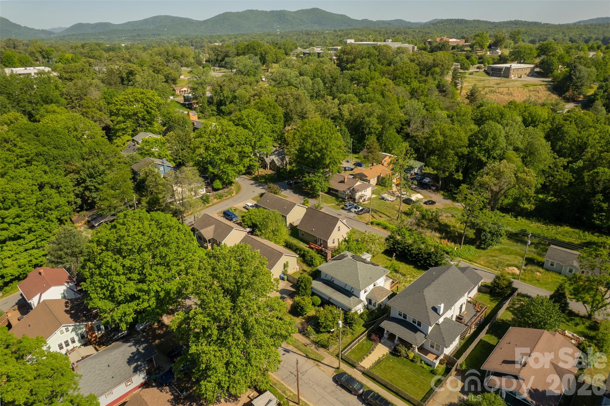 15 Walton Street — Asheville