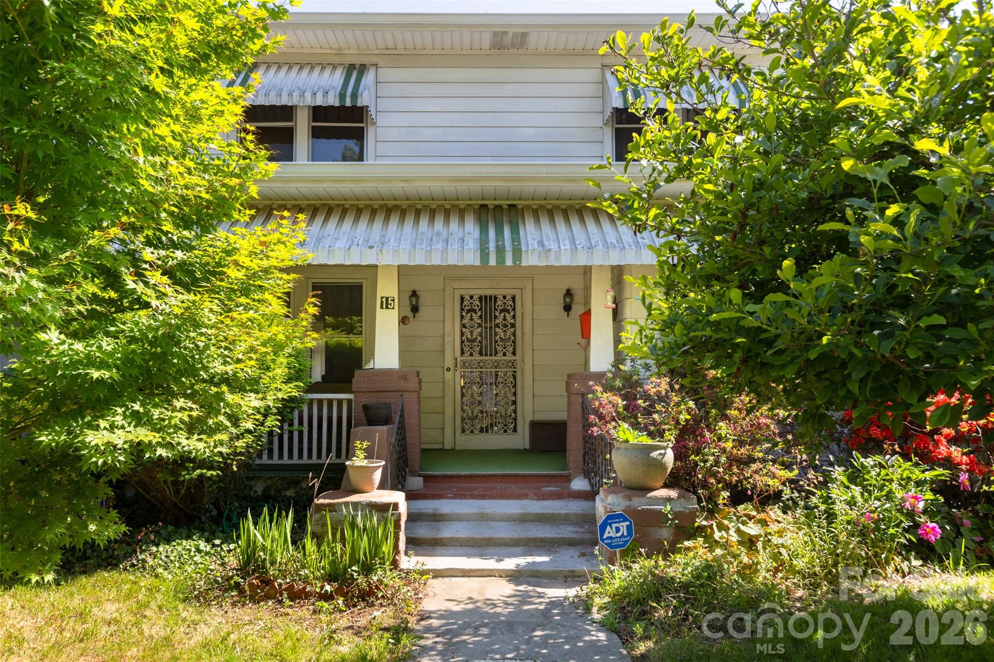 15 Walton Street — Asheville