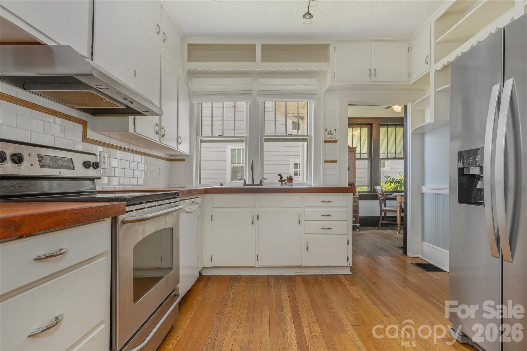 15 Walton Street — Asheville