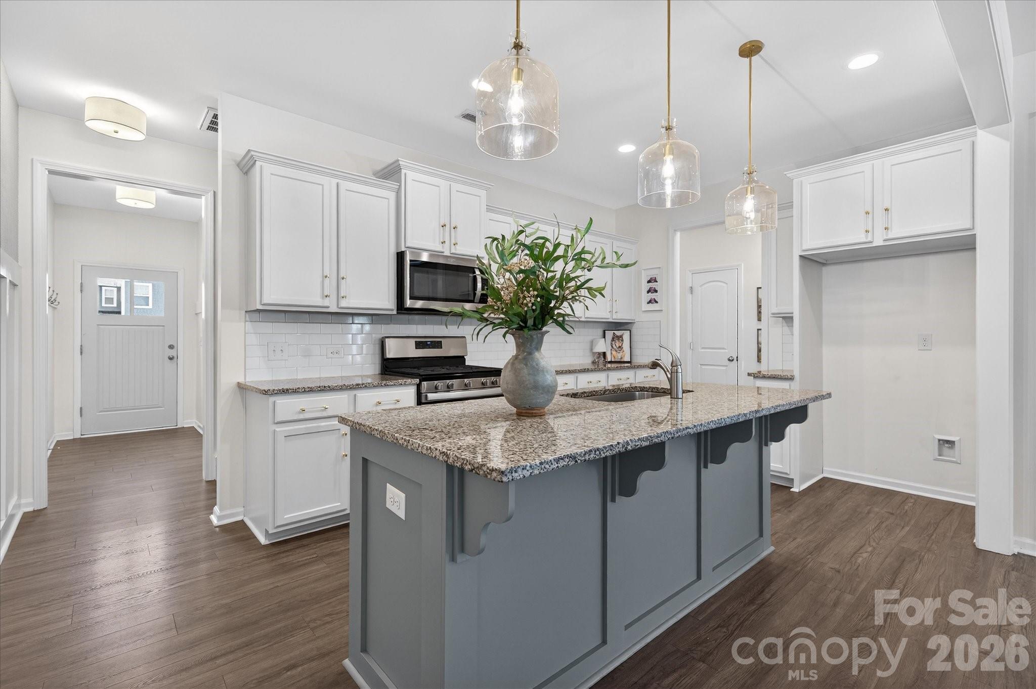 6531 Kinder Lane — Lancaster