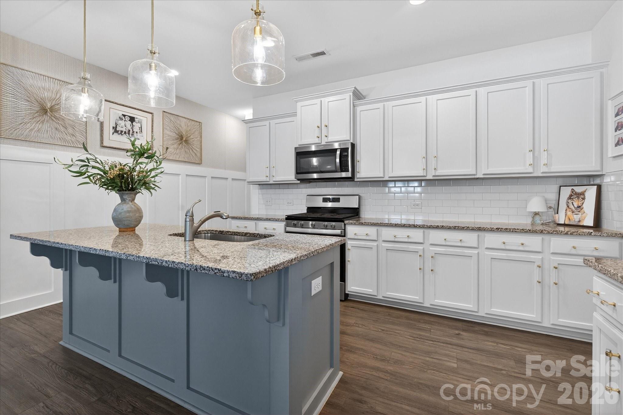 6531 Kinder Lane — Lancaster