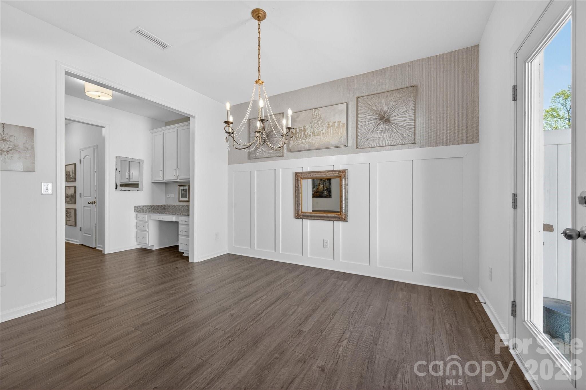 6531 Kinder Lane — Lancaster