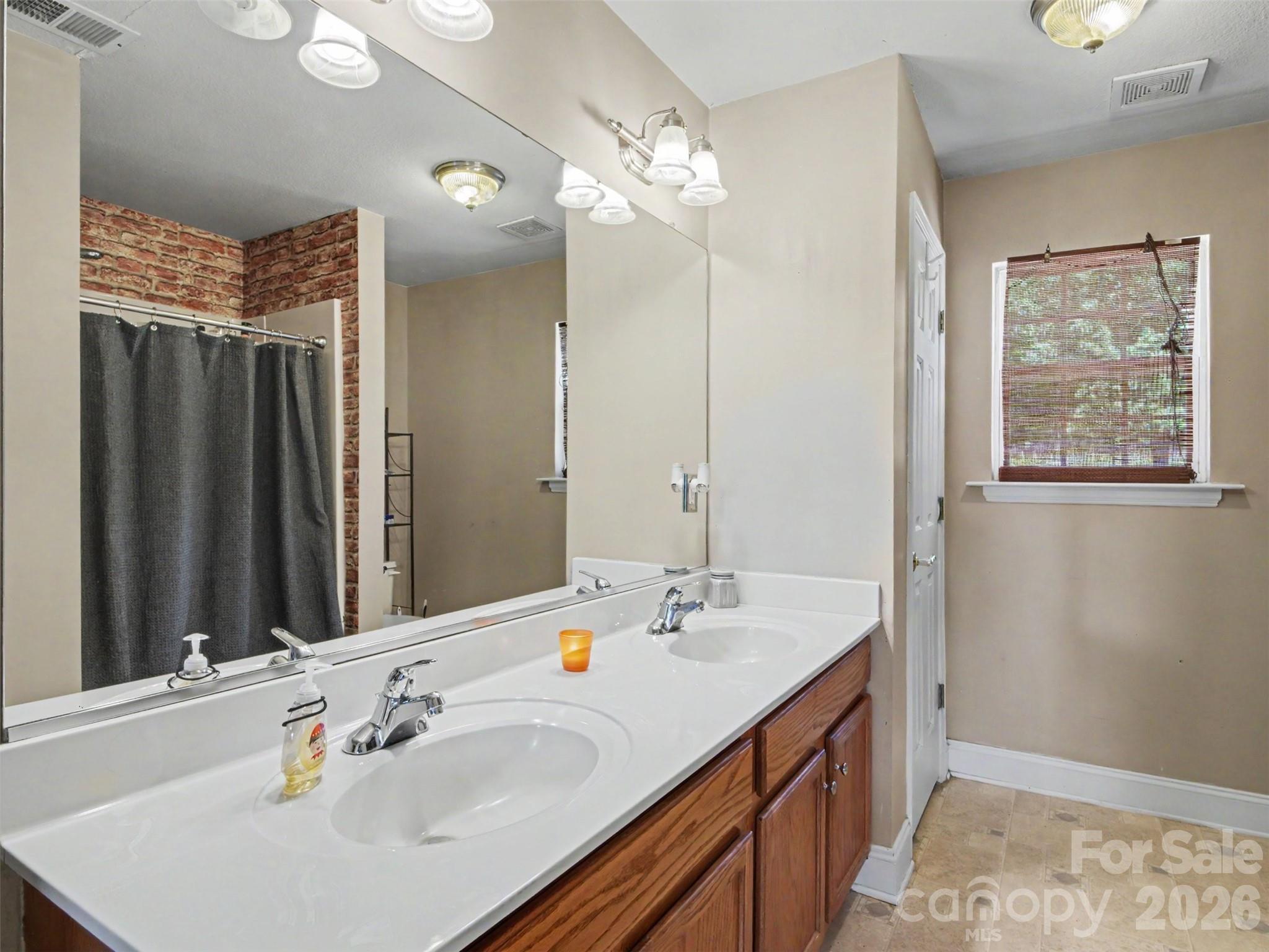 539 Brawley Road — Cleveland