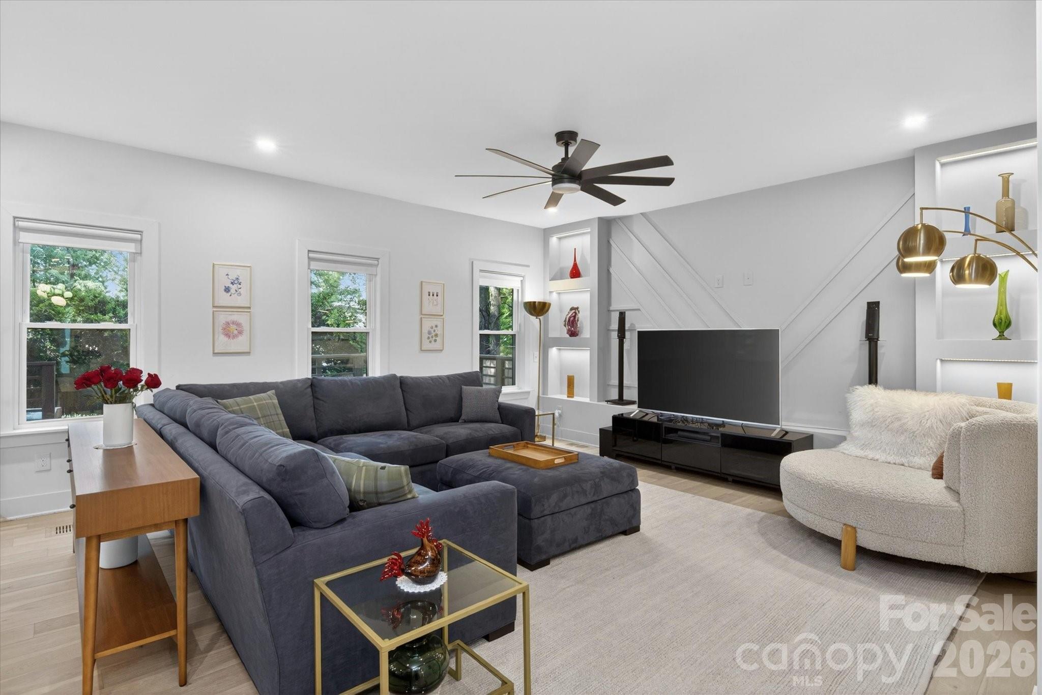 1608 Chippendale Road — Charlotte