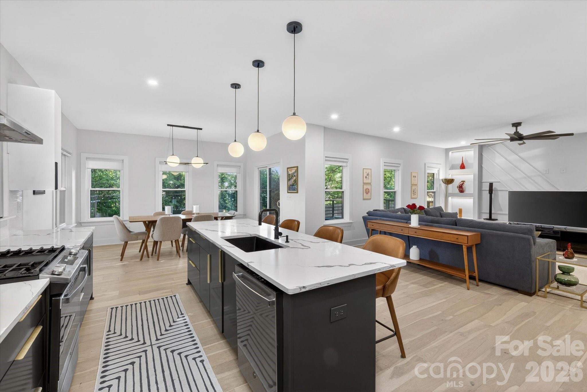 1608 Chippendale Road — Charlotte