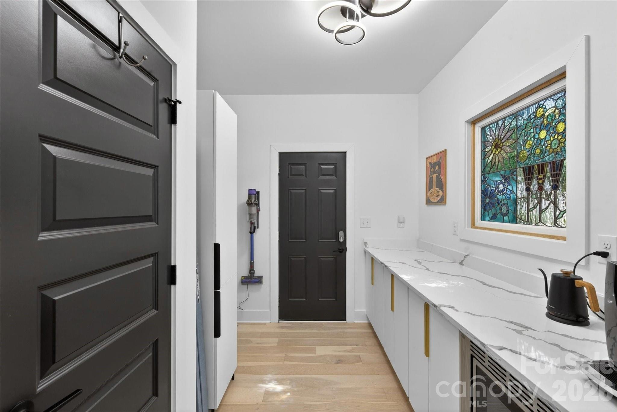 1608 Chippendale Road — Charlotte