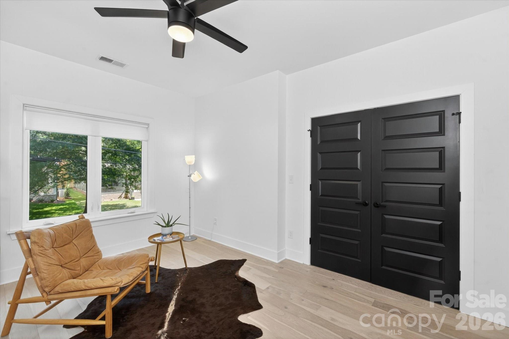 1608 Chippendale Road — Charlotte