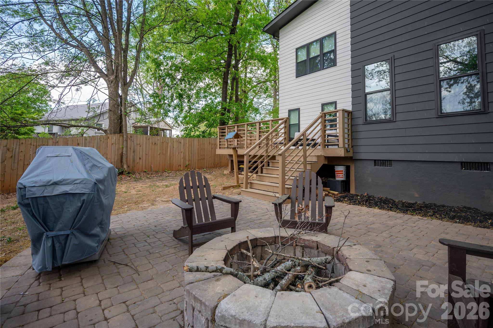 1608 Chippendale Road — Charlotte