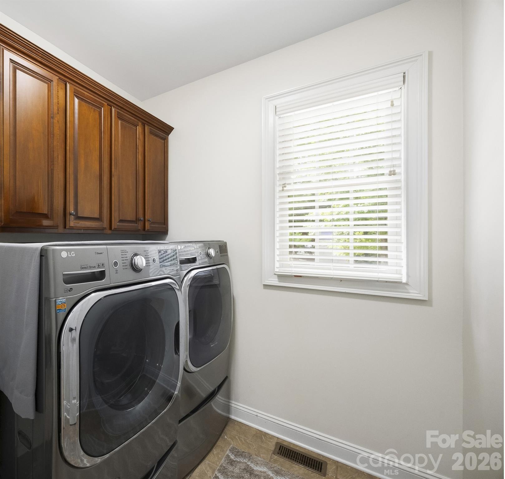 770 Cooks Cove Ridge — Clover