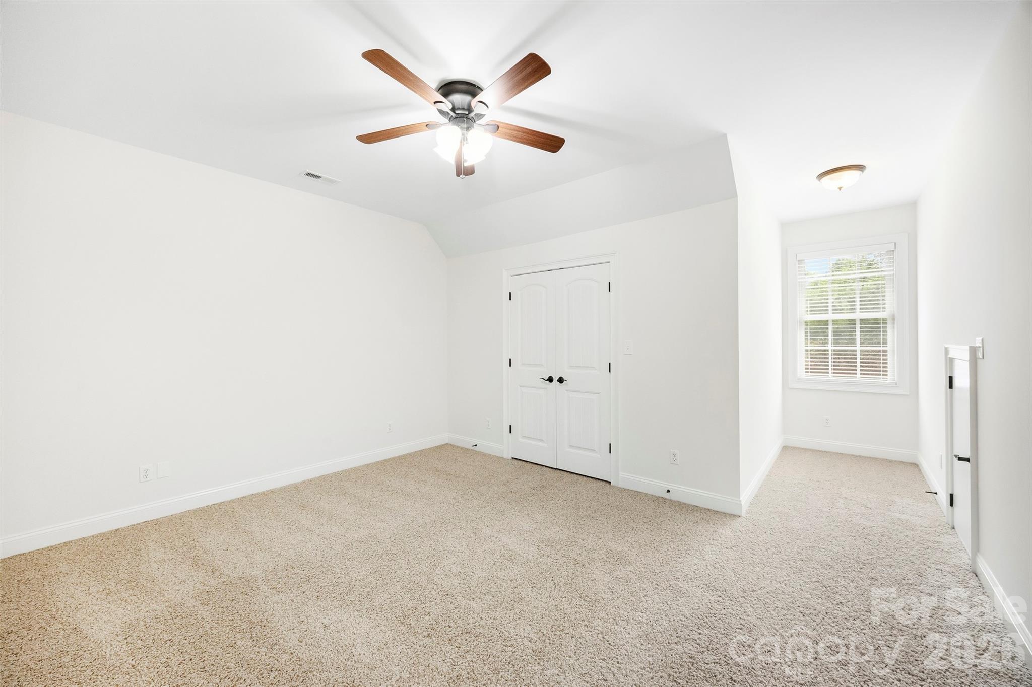 770 Cooks Cove Ridge — Clover