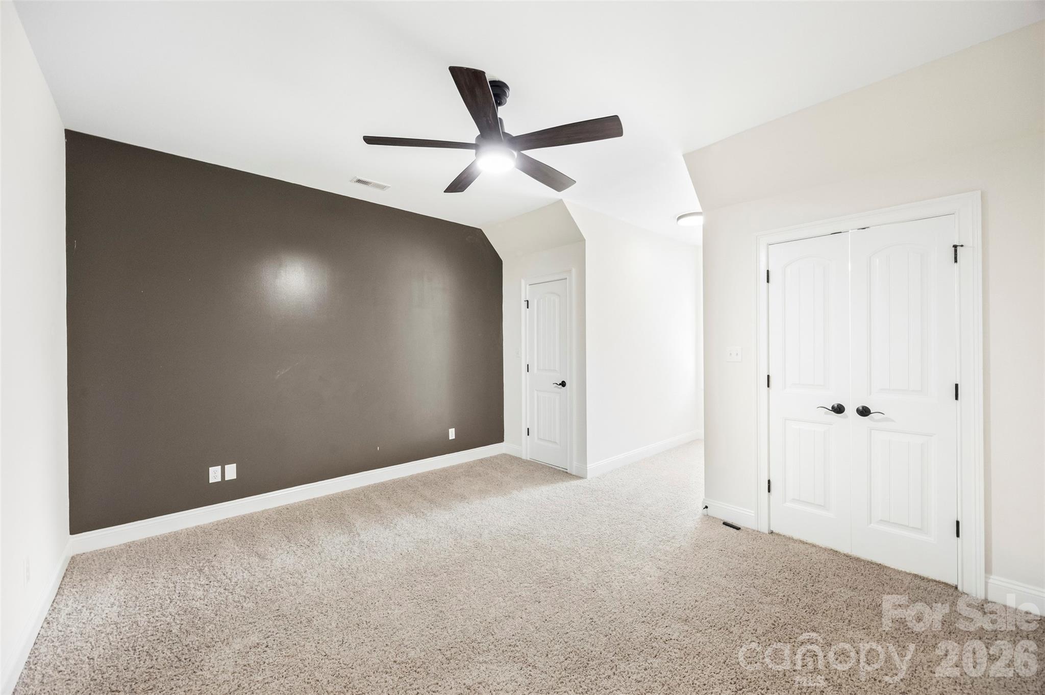 770 Cooks Cove Ridge — Clover