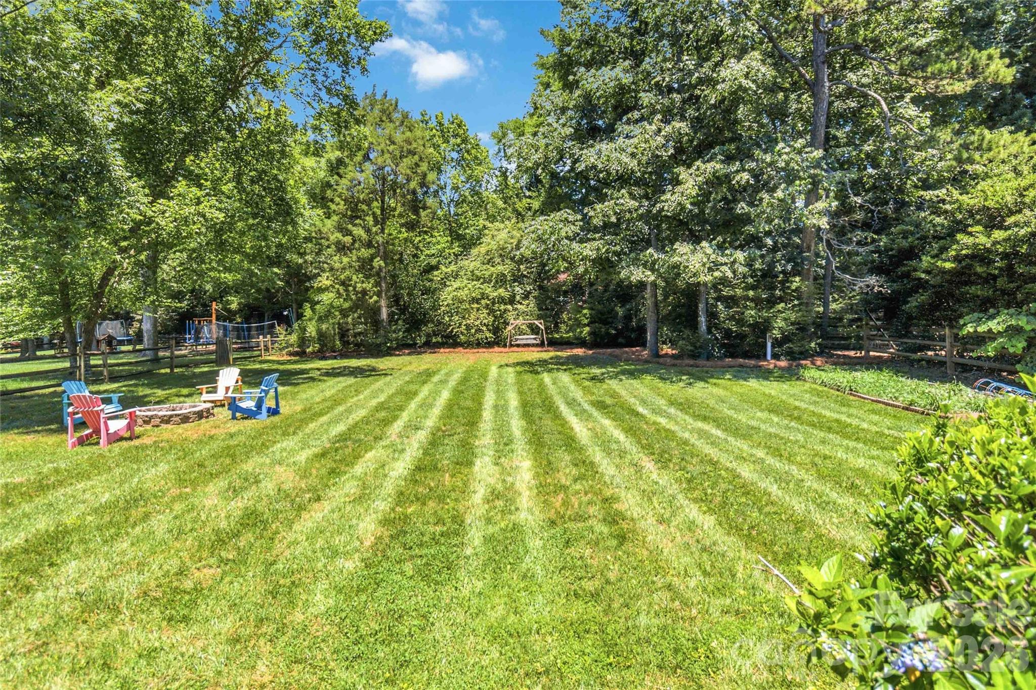 7915 Bytham Castle Drive — Huntersville