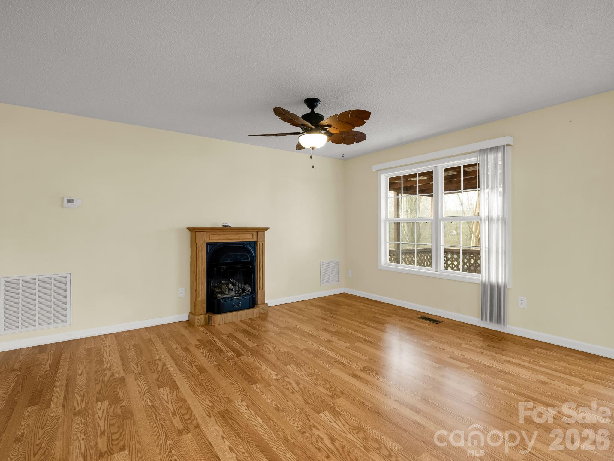 5573 Lennox Drive — Kings Mountain