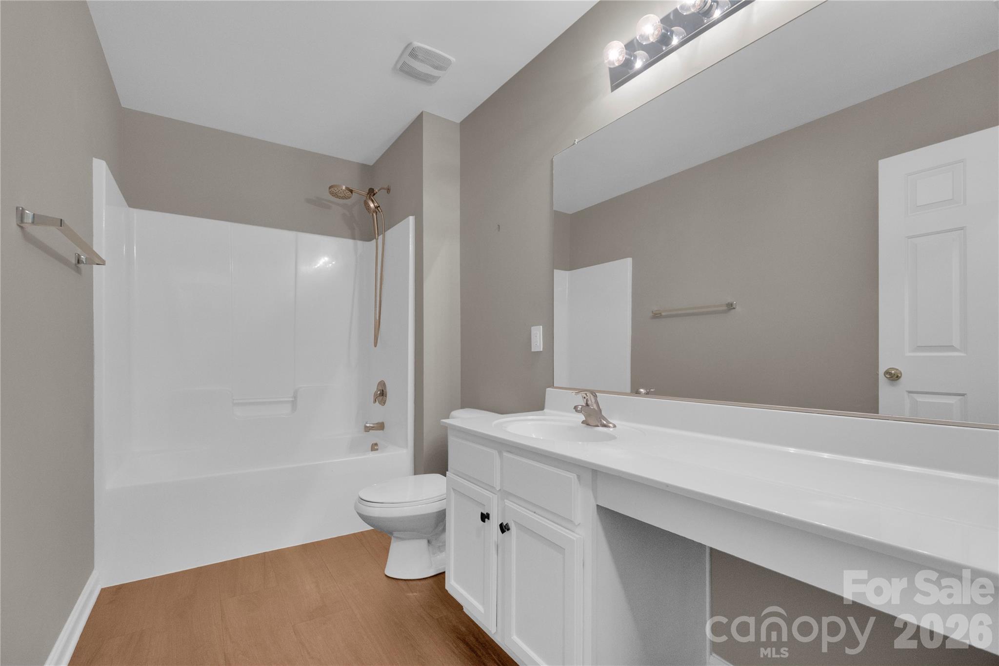 1007 Butterburr Drive — Matthews