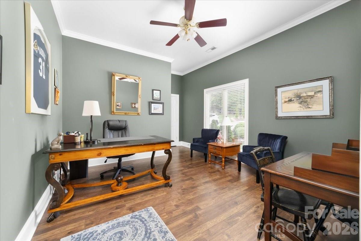 9128 Shorewood Place — Belmont