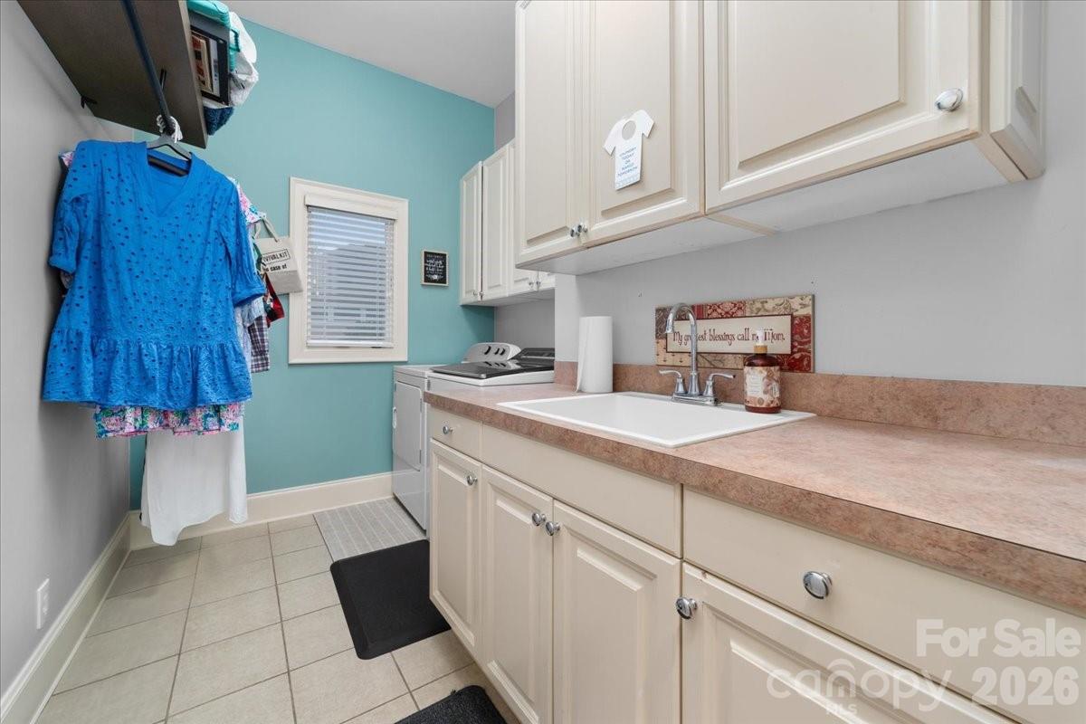 9128 Shorewood Place — Belmont