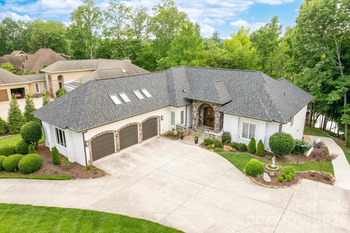 9128 Shorewood Place — Belmont