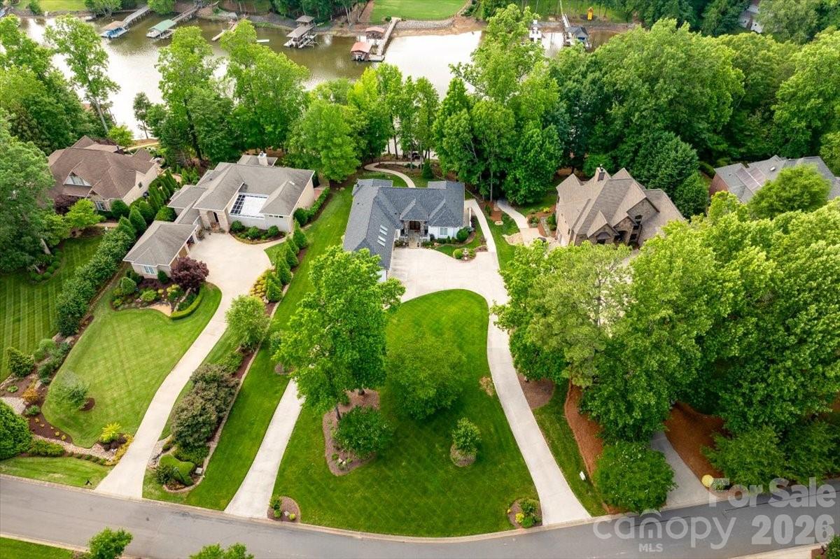 9128 Shorewood Place — Belmont
