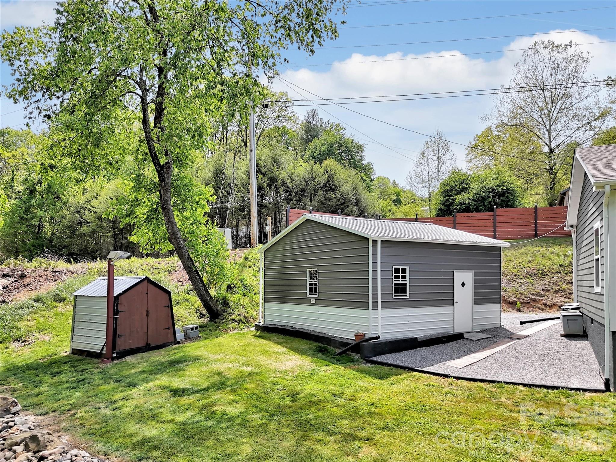21 Swift Stream Lane — Waynesville
